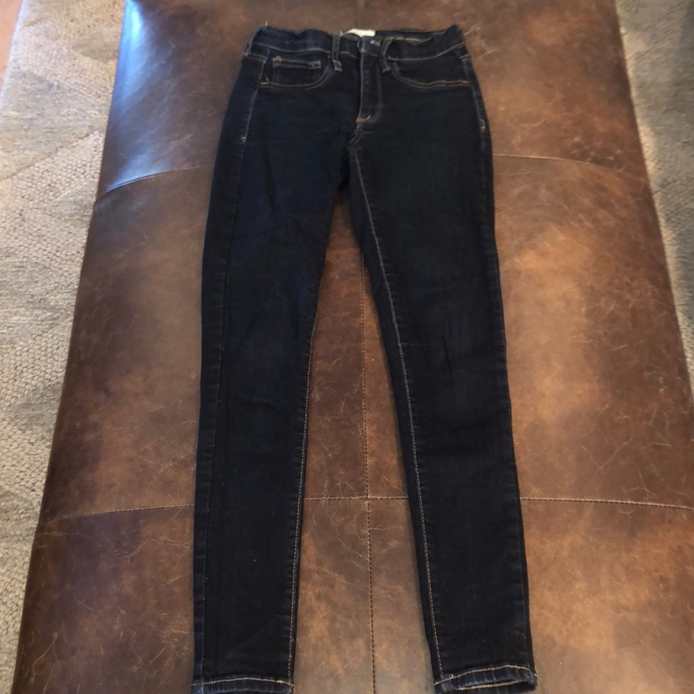 Gap size 26 regular dark jeans